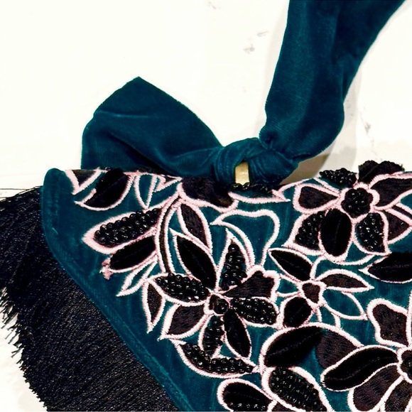 Anthropologie Black Green Floral Velvet Beaded Gold Hardware Boho Handbag NWT - Picture 7 of 10